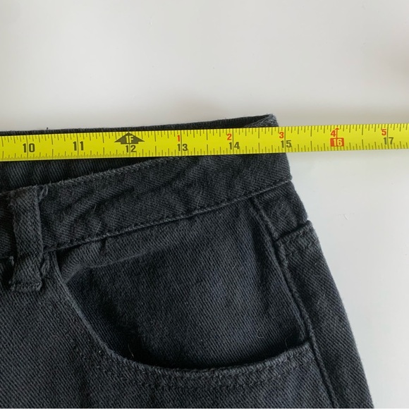 Shein Jeans Mens 30x32 Black Distressed Baggy Punk Rock Thrashed Skater Worn - Picture 11 of 13